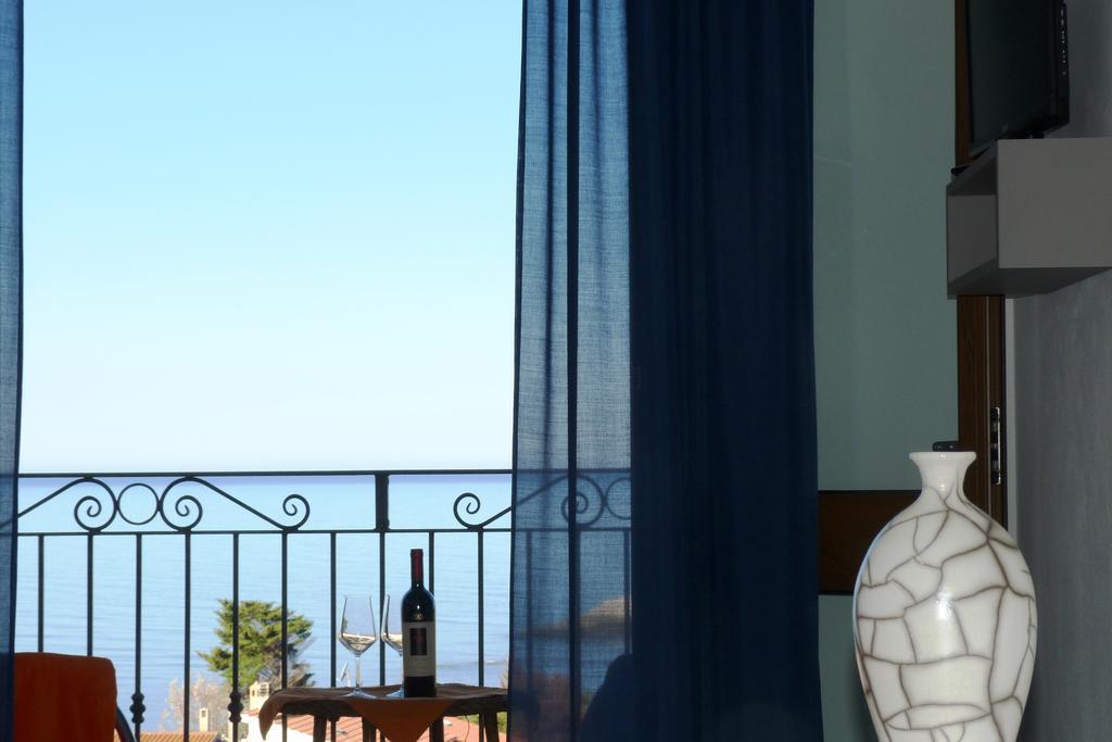 Hotel Bellavista S'Archittu Eksteriør bilde